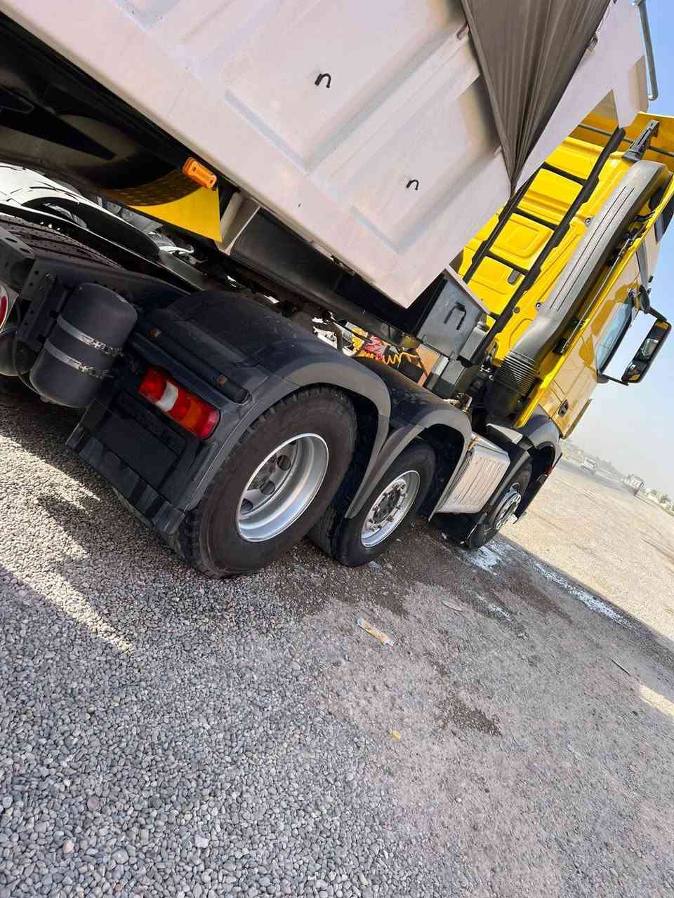 للبيع اكتروس وحش موديل 2015رقم اربيل سنكل امامي عربانة حسين حواس  ذرعة 29 سياره مكفولة كفالة عامة العنوان بغداد بوب الشام الاستفسار ***********
