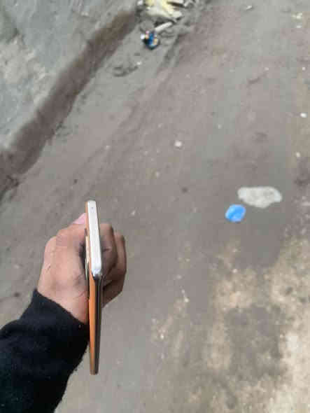 سلام عليكم جهاز هونر للبيع جهاز مامفتوح  بي بس هذا الفطر البشاشه  مكاني بابل مركز مدينه سعره ١٨٠ وبي مجال ***********
