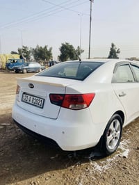 سيراتو ١٦٠٠ • ٢٠١١ • ورقة