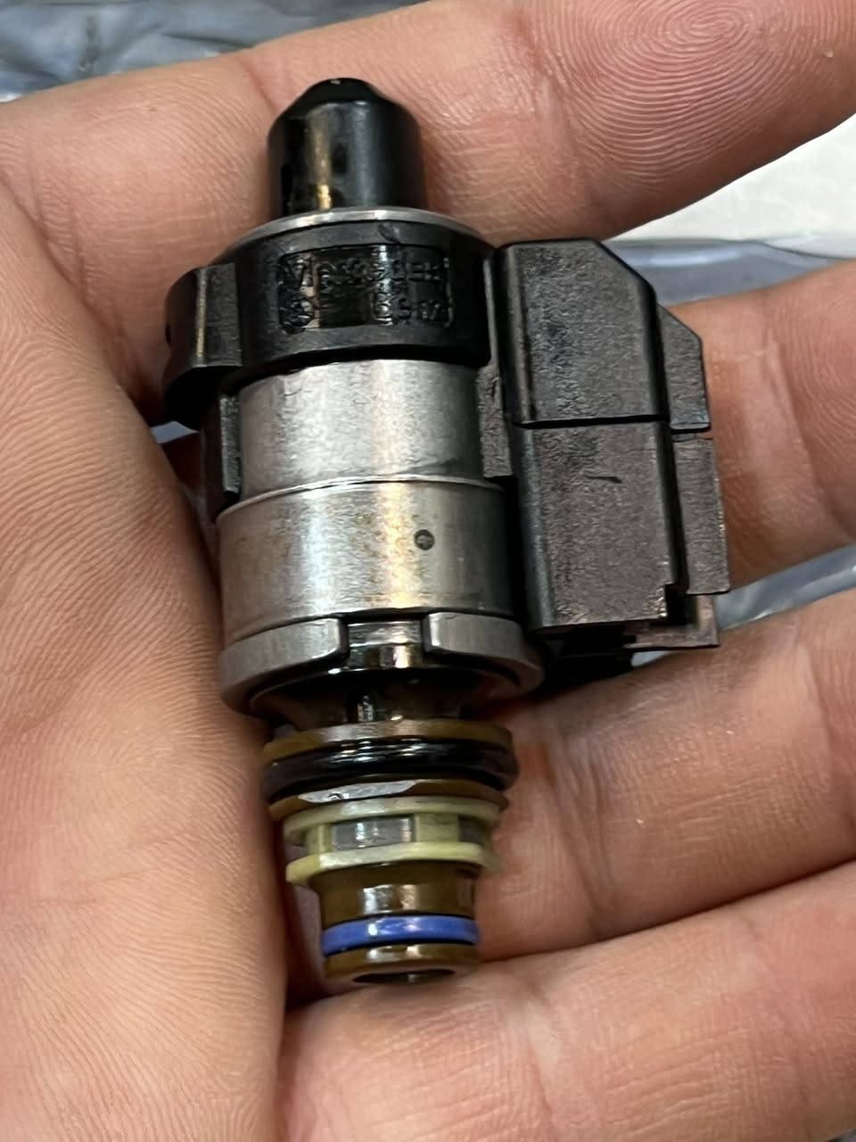 سلام عليكم اخواني 
قطعة بالباكيت جزء من ناقل حركة مارسيدس بنز 
كامل مع باقي التفاصيل 
السعر 
فقط 125 الف 
توصيل موجود كافة المحافظات
***********
