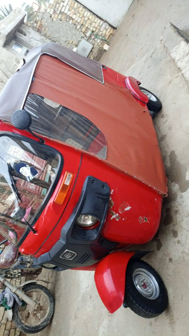 سلام عليكم تكتك لبيع موديل 18وراق المصطفى محرك عشرين تكتك خير من مصبوغه جماليه السعر 3600وبيهه مجال بصيط مكاني بابل الحمزة الغربي رقم راعيهه ***********
