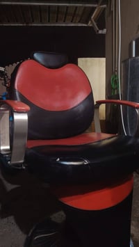 كرسي حلاقة • جك شغال • كدام العين