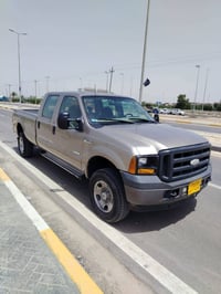 F350  نضيفه جدا.. موديل 2007 اصولي رقم اربيل مكينه  سلفرادو 5300 كير 1...
