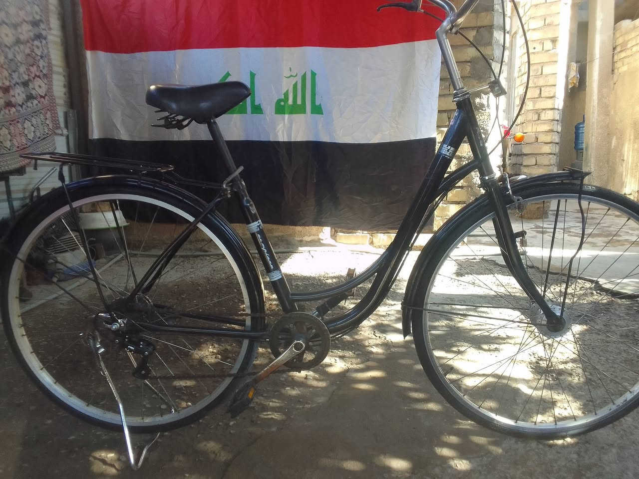 حجم٢٧لون اسودياباني بلادي اسود
