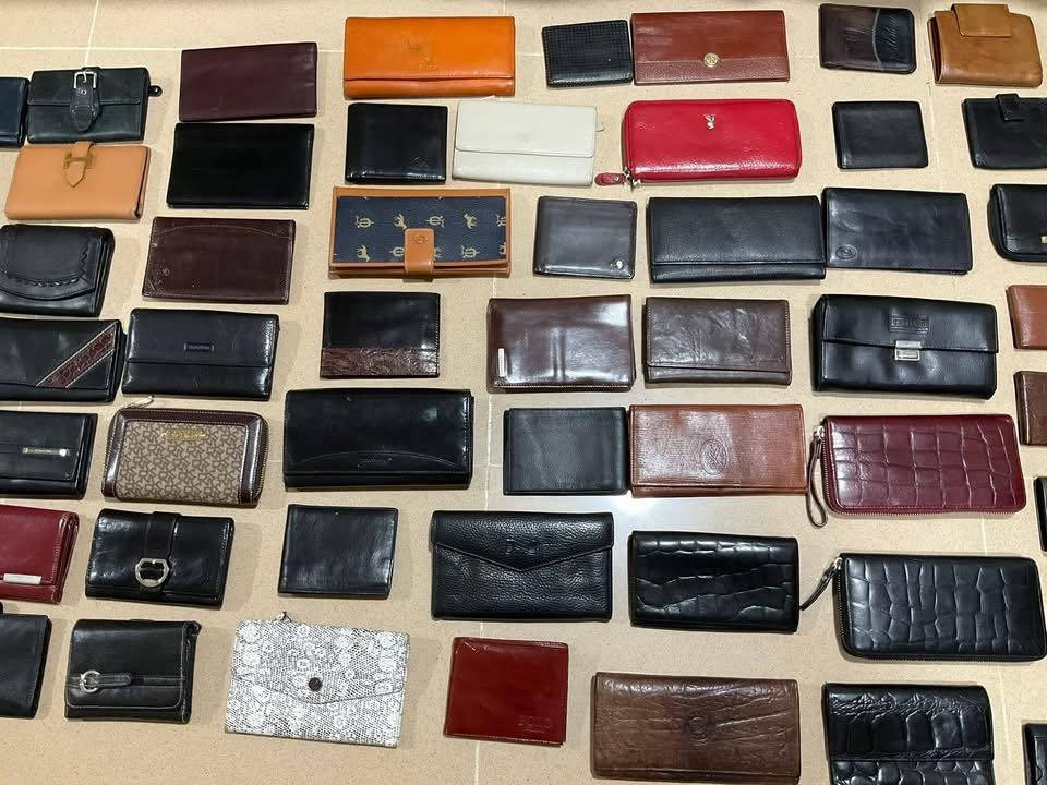 محفظات جلد طبيعي البيع للجميع شلعة


**إذا كنت صاحب هذا الإعلان وتريد حذفه لأي سبب، رجاءا أرسل رسالة إلى الدعم الفني**