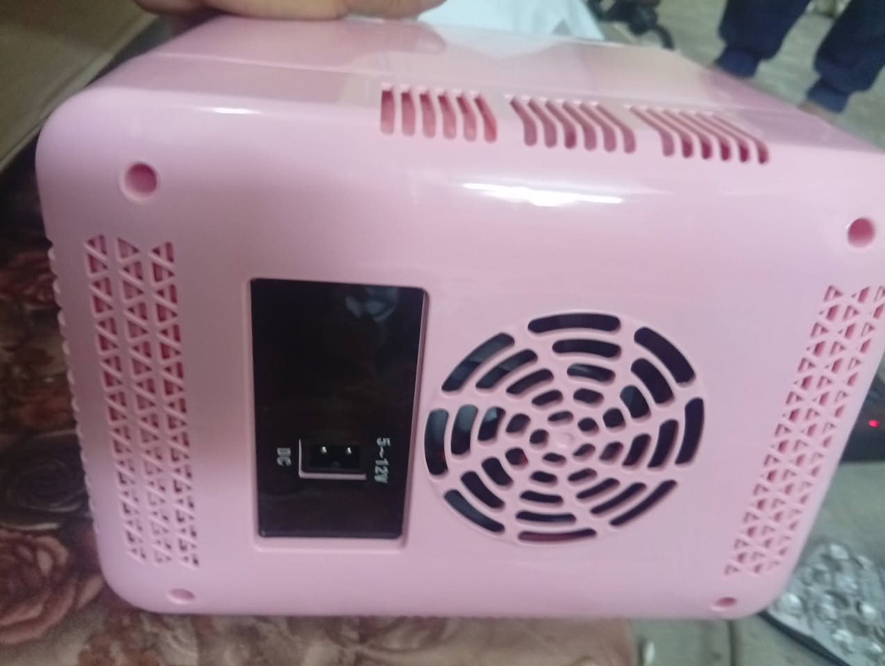 ثلاجة سيارة جديدة بالكارتون ولون مميز انطي سعر شايف الخير


**إذا كنت صاحب هذا الإعلان وتريد حذفه لأي سبب، رجاءا أرسل رسالة إلى الدعم الفني**