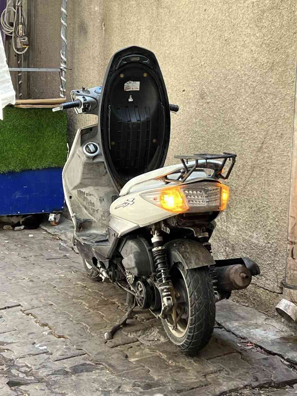 السلام عليكم للبيع سكنس فحل ياباني قبق نفخ نوزل خطين مكينه بلاديه بيها تزويد رياضي مال رمبه صار 3اشهر منزليها من معرض أوراق معرض موجوده ومكاتبه
صدر وفج وصينيه
دبلات خلفيه
ستان صفح
يدات بريك
كلجات رياضيه
قبق فلاوين
بكلايت لد
اشاير لد
كتف رباعي
ملاحضه الدراجه بوضع المعرض فقط كفر شخوط مكينه مكفوله قوه
وعزم ممتاز
للراغب للشراء السعر900 الف وبيها مجال وبالعافيه عل ياخذها مكاني بغداد


**إذا كنت صاحب هذا الإعلان وتريد حذفه لأي سبب، رجاءا أرسل رسالة إلى الدعم الفني**
