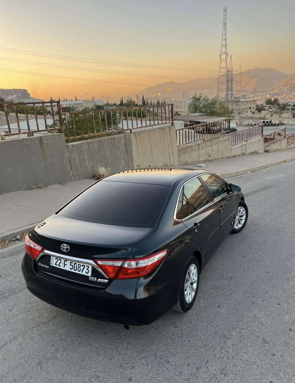 کامری ٢٠١٧ هایبرید امریکی
کلین تایتل فول اقتصادی 
کیرومحرك و کهربائ جدید شرط100%
سعر 155$
تبدیل ژی یاهەی 
سیارە یال دهوك📍 
***********☎️
