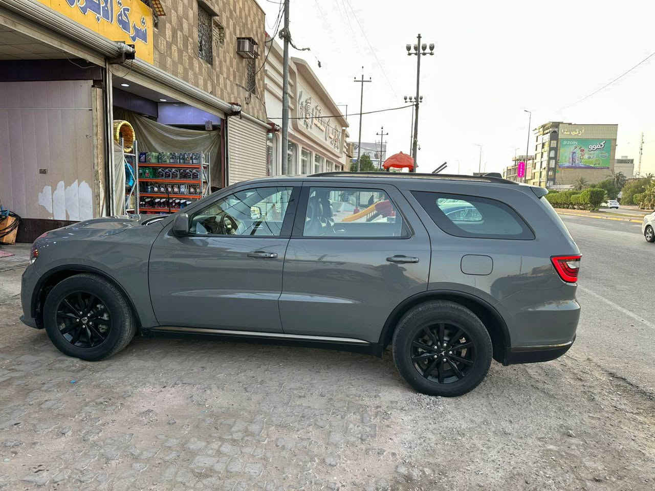 دورنكو ٢٠١٩ 
كشنات ملكي منفصل جلد 
سياره جديده وجاهزه بدون اي نقص 
رقم بصره بأسمي 
ماشيه 83km
السعر 225$
***********
صور ضررها موجود بالمنشور البصرة, العراق
