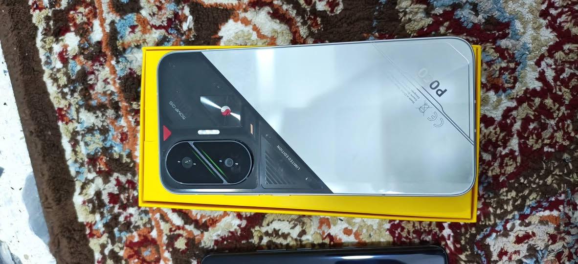 بوكو f7 
 ذاكره ٥١٢ 
سعر ٤٨٠ 
بطاريه ٩٩ نضافة ١٠٠ غراض كامله 

ريدمي نوت ١٣ برو بلاس نضافة ١٠٠ 
كارتون فقط ويا سعر ٣٠٠ 
توصيل موجود


**إذا كنت صاحب هذا الإعلان وتريد حذفه لأي سبب، رجاءا أرسل رسالة إلى الدعم الفني**
