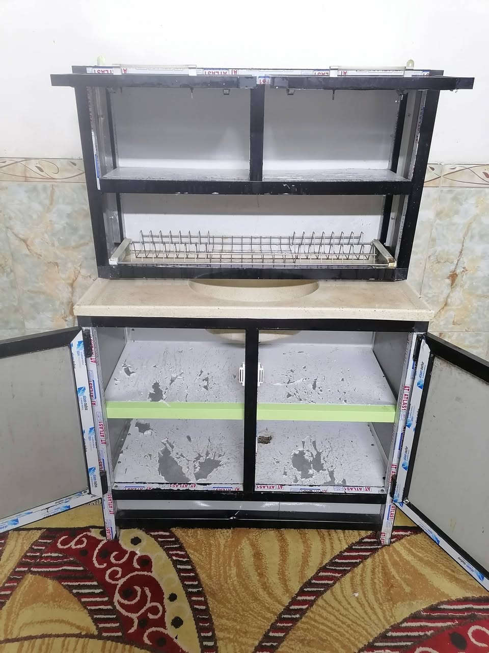 السلام عليكم كاونتر قطعتين سنك وملحق مستخدم نضيف العنوان الشعب اكو خدمة توصيل بكروه ***********
