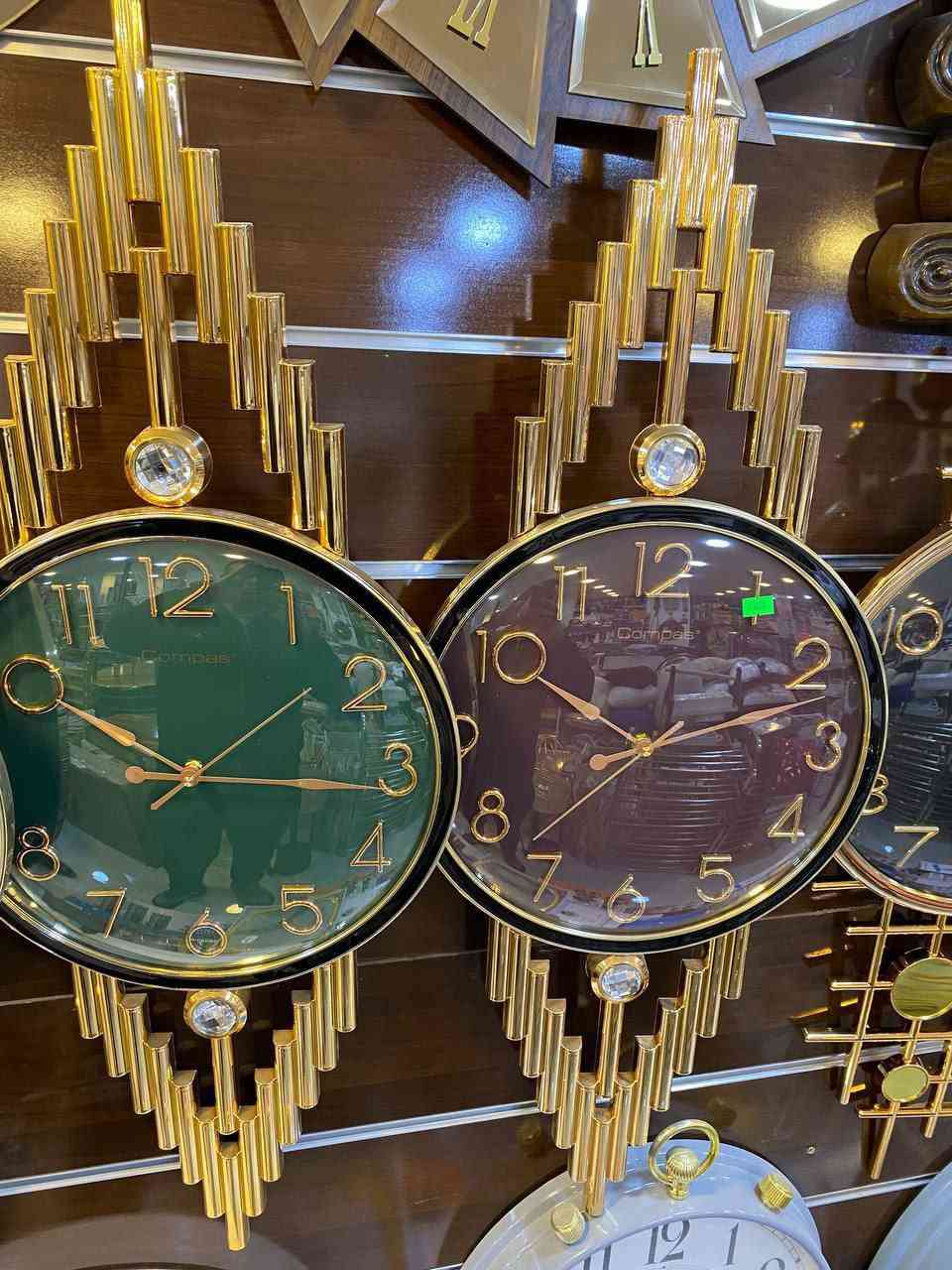 ساعات باشكال مختلفه تصاميم راقيه

السعر 30 الف
***********

توصيل 5 الاف جميع المحافظات
