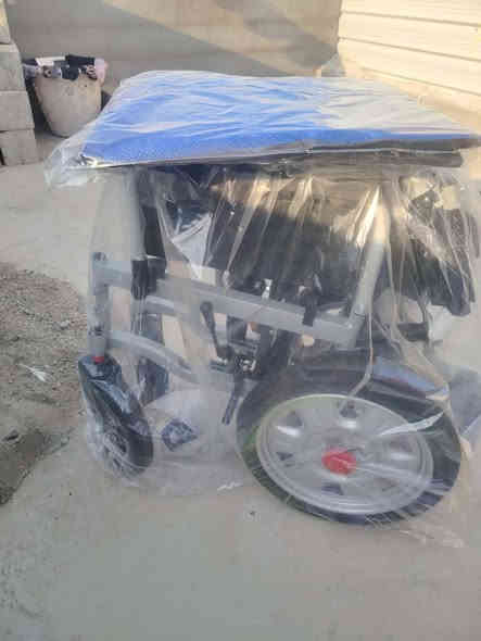 عربانه للبيع سعرها ب550 واني اريد ابيعها ب400 الاتصال ***********8
