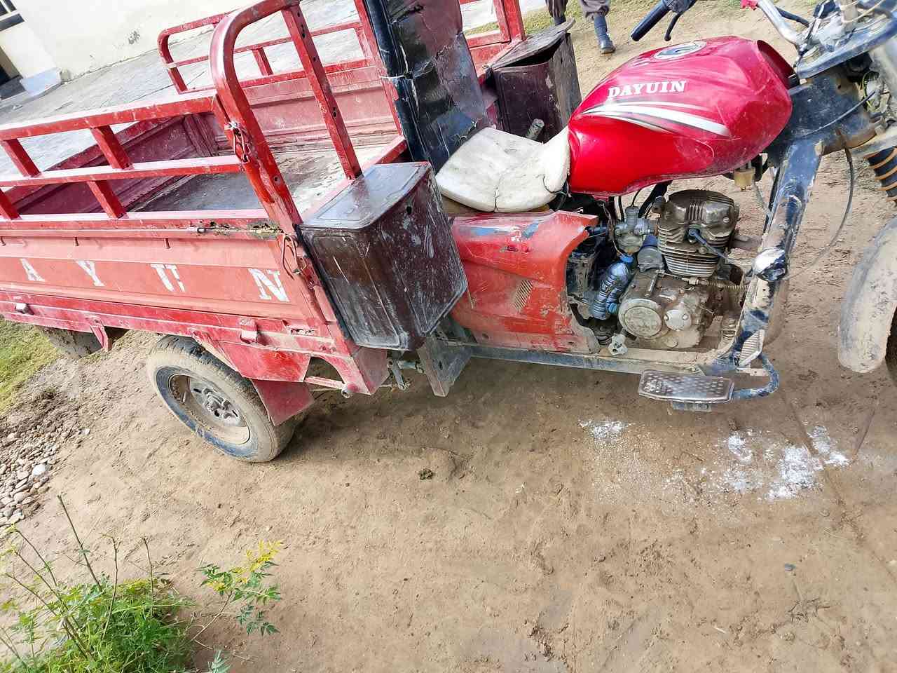 السلام وعليكم ستوته للبيع موديل 16بدون اوراق مكينه كايمه ابيع كوم حديد  مكان خانقين شراي يتصل ***********
