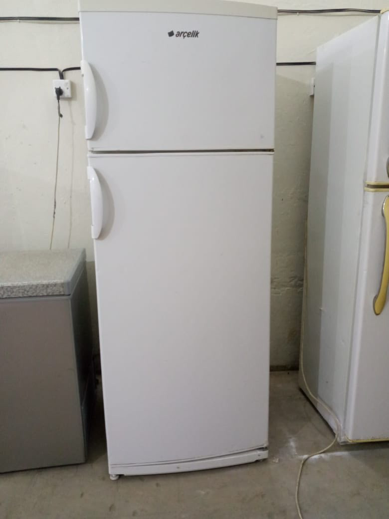 كلمن وسعره حله باب المشهد شارع مقابل مستشفى الولاده
ثلاجه وسط سعر 100 ثلاجه حجم كبير 22 قدم سعر 150
***********
