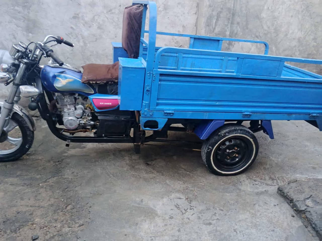 السلام عليكم ستوته للبيع موديل 2017 ستوته كفاله عامه السعر 1,300,000 وبيها مجال مكاني كربلاء طويريج***********
