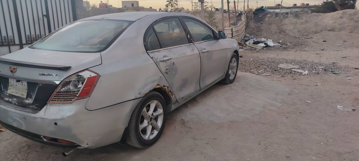 سلام عليكم
مره خصت الادمن جيلي ام كراند مديل 12 رقم مميز كير مكينه كورله طخم تاير حداده دواخل بس البدي يحتاج ترتيب ما مواجه راعيه موضف في التربيه السعر 25رقم***********
