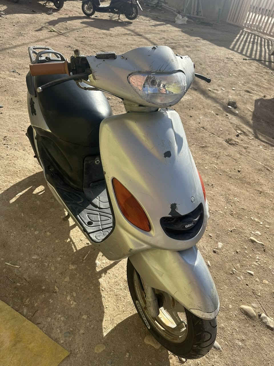 اسلام عليكم

دراجه اكزز  للبيع. (مفتوحه مبدل بيه فقط بستم) 

اشاير شغاله. +. بكلايت عالي ناصي.  مكينه ناعمه نهضتهه حلوو مناقصه شي الدراجه. تحتاج فقط الى سلف.  سعر 450 بيه مجال حك جيه   مكاني ناصريه مركز  شارع 30. رقمي  اتصال او واتساب  *********** وبلخدمه
