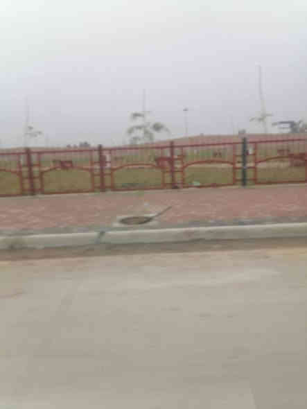 بيت بناء قديم مساحه 80 متر في باب شمس قريب من منتزه باب شمس ملك زرعي قرار 25 تفصيل عن سعره اتصل على هذا الرقم ***********
***********
