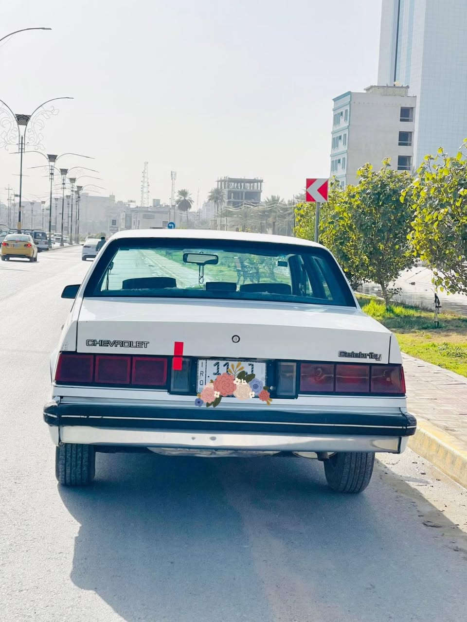 السلام عليكم
سلبرتي موديل 1989
رقم بغداد بأسم اخوية
تخم تاير جديد
كهربائيات كلها شغالة
كير ومكينة مكفولات
السيارة جاهزة على اخر حباية بس نقصها تبريد وشرط فقط كمبريسر ينزل من السعر عند الشراء
مكانها كربلاء المقدسة
السعر مناسب جداً
للتواصل ***********
