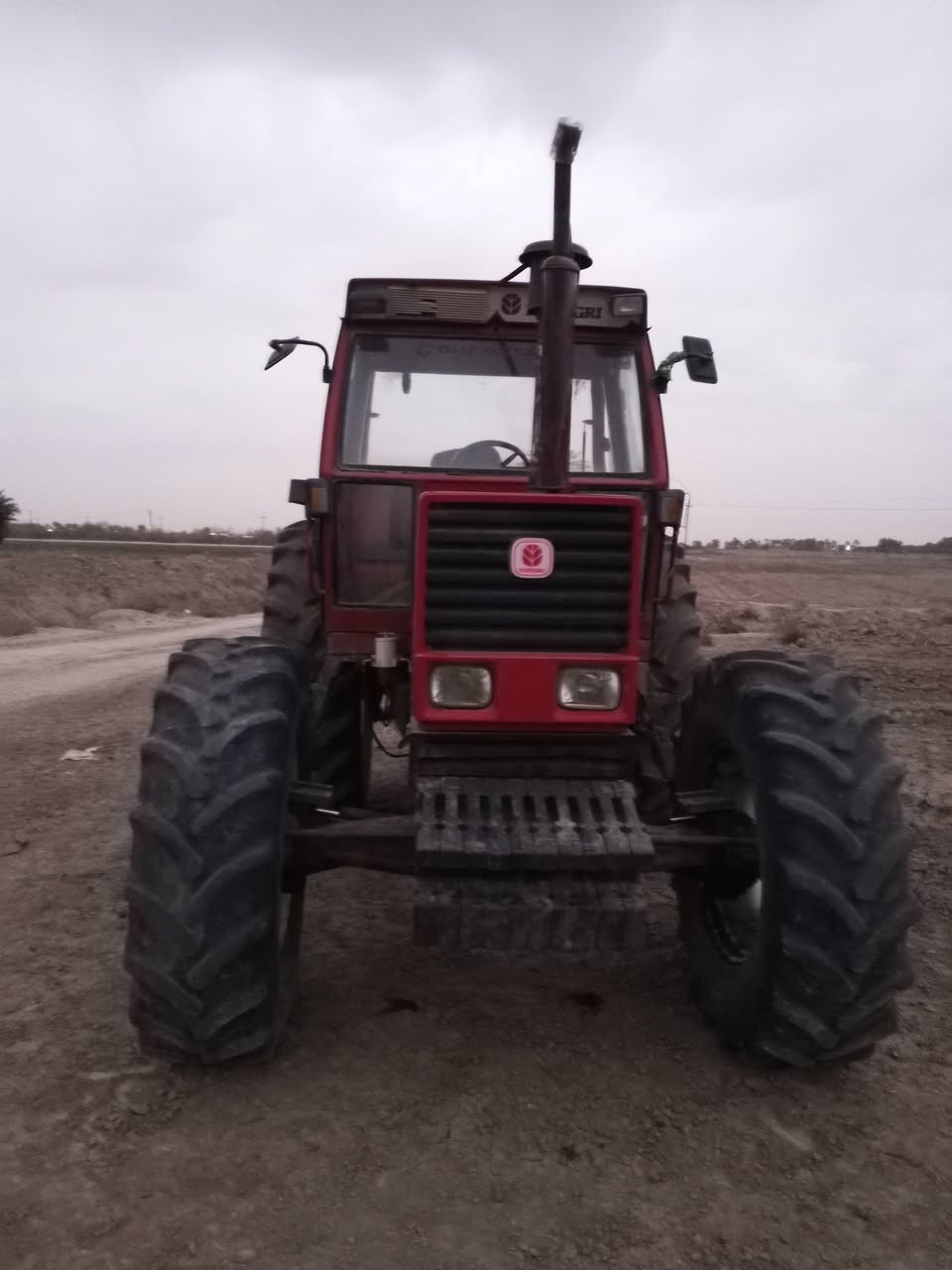 سلام عليكم فيات لبيع حجم 130 منفيس تكمه رفيعه وكسن مخفي مكفوله كفاله عامه وراهي فدان وندبليت المكان بابل حمزه الغربي ***********
