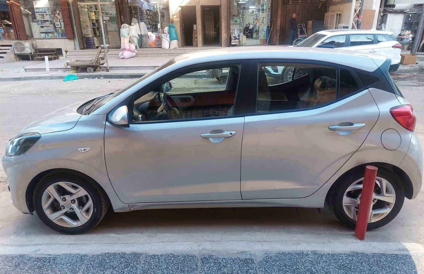السلام عليكم ورحمة الله وبركاتة
هونداي i10

موديل 2021

ماشية 77 ألف قابل للزيادة السيارة نظيفة أستخدام بيت
شاشة كاميرا حساس خلفي تحديد مسار رادار أمامي مانع أنزلاق تحكم مقود جهتين ريموند كونترول 5 كير أنفكيشن
رقم بغداد الجديد حادثها بنيد ونفسة مصلح
ضربة صطحية والباقي مكفولة من الصبغ
السعر 95$ وبيها مجال بسيط
العنوان بغداد الدورة
للتواصل فقط واتساب على الرقم غير متواجد عالفيس
أبو حسين 
 ***********
