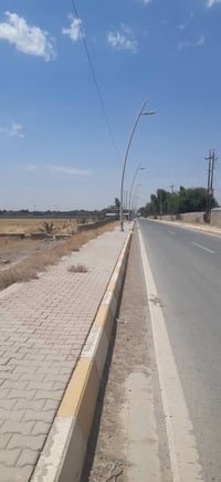 قطعة أرض للبيع دونم ونص   صالحه السكن واصل كهرباء مع ماء بايبين كدامك ...