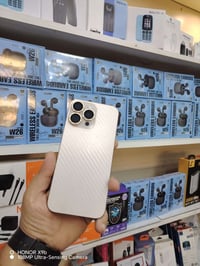 آيفون ١٦ برو ماكس • بطارية ١٠٠% • دبل سيم