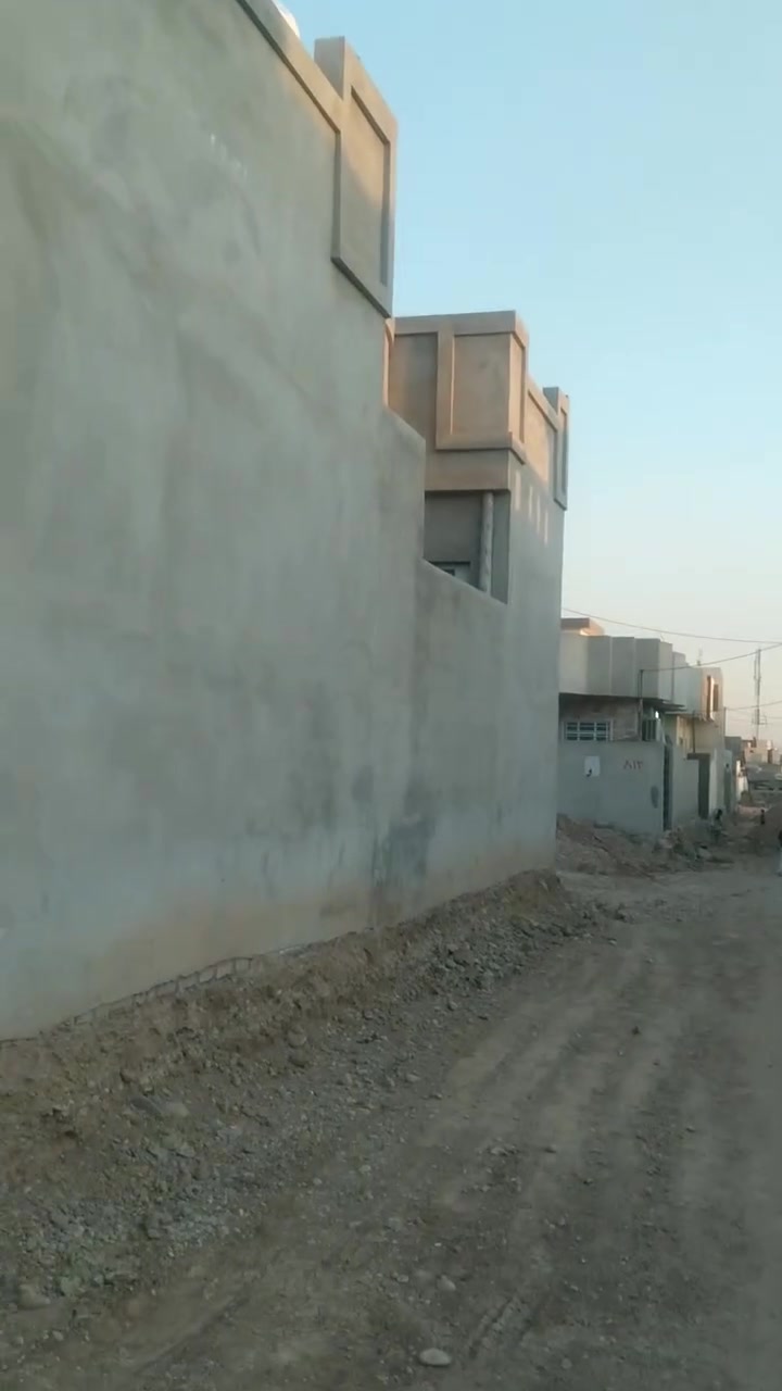 دار للبيع 🏡🏡🏡
دار للبيع في حي النهضة منطقة الجلاوحةمساحة130م سندزراعي
مقيدة بوصل بلديه تصميم الدار طابق واحد كراج +استقبال + هول داخلي +غرفتين في الصدر مع ترك عدد (2) + صحيات +بيتونة
اتجاه الدار مابين الشروق والغروب.
ويحتاج الى انهاءات من لبخ 
وسيراميك وكاشي أرضيات 
داخل وخارج. للاتصال والاستفسار مكتب نورألنهضة للعقار سايدين ألنهضة قرب جامع نور الدين أو الاتصال بالأرقام التالية
*********** اسيا
*********** كورك
0ò
