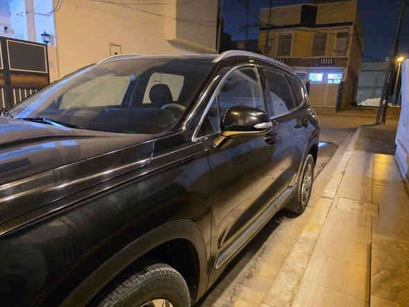 🚗 للبيع | هيونداي سنتافي 2022 SEL
📍 الموقع: كربلاء – حي العباس

• رقم كربلاء باسمي

• السعر: 22000 $

• ضرر: تبدیل بنید فقط، قطعة وحدة ✅

(السيارة مال جناي و مهتم بكل تفاصيلها من ناحية التبديل الدهن و ادامة و ...)

للاستفسار: 
***********
***********
