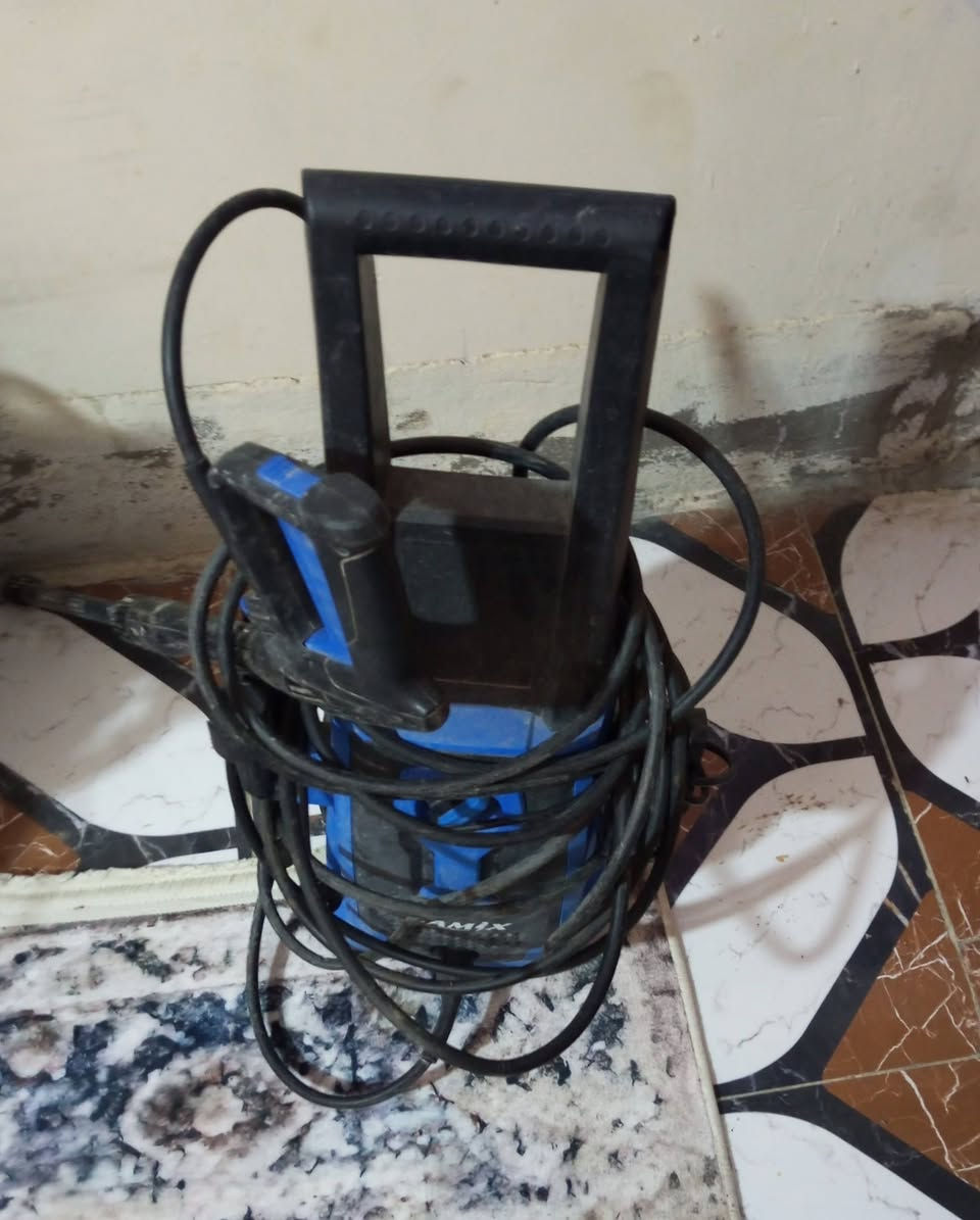 فاره غسل سيارات للبيع 45 وبيهة خاص وعلخط مجال لشراي ***********
