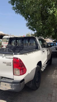 فورويل كاز بريميه كير عادي سنويه جديده بيه باب مفتوح وبيه بارد سعر 190...