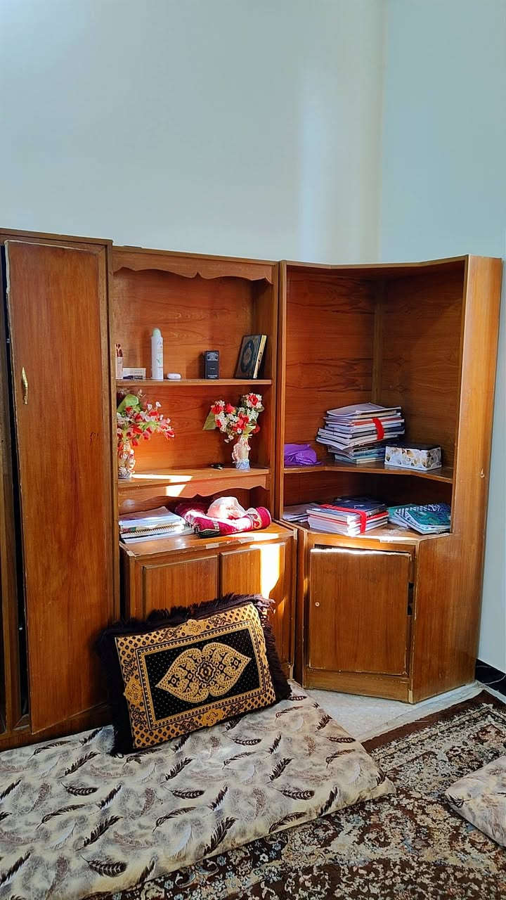 السلام عليكم غرفة نوم ديوان جديدة نظافة 70%سعرها550


**إذا كنت صاحب هذا الإعلان وتريد حذفه لأي سبب، رجاءا أرسل رسالة إلى الدعم الفني**