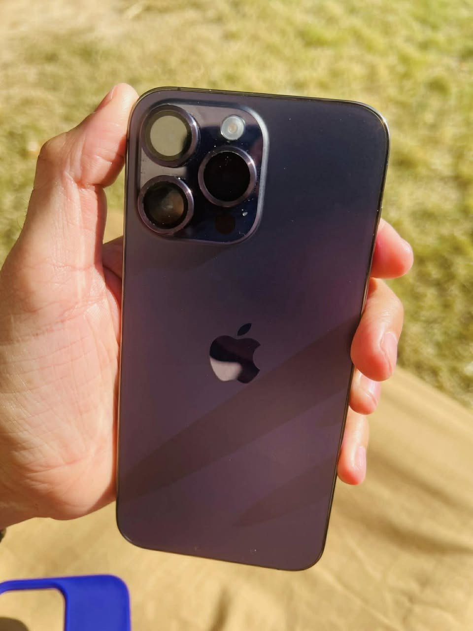 ١٤بروماكس للبيع لون بنفسجي
بطاريه٨٧ بلاد
ذاكره ٢٥٦
شرق اوسط ضمان ماستر
كارتونه غراض 
جهاز نضافه 100/100 ماكني بعقوبه ناحيه العباره رقم صاحب تلفون ***********
