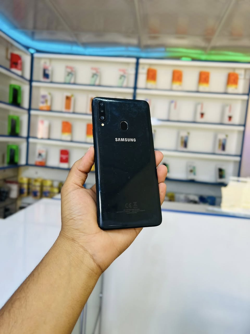 📱✨ وصل حديثًا إلى محلنا ✨📱
أجهزة موبايل مستعملة بحالة ممتازة وبأسعار تناسب الجميع 💥
فحص كامل وضمان على الفحص
 ٢٤ساعه، وأجهزة نظيفة ومضمونة 👌
🔹 سامسونگ
🔹 شاومي
🔹 هواوي
🔹 وأجهزة متنوعة أخرى
متوفر لدينا
✅ أسعار منافسة
✅ أجهزة نظيفة جداً
✅ تبديل وشراء
✅ فحص كامل قبل الاستلام
إذا تريد جهاز مرتب بسعر مناسب، زورونا وشوف بنفسك 🔥
📍 أهلاً وسهلاً بالجميع.
هاتف ***********
