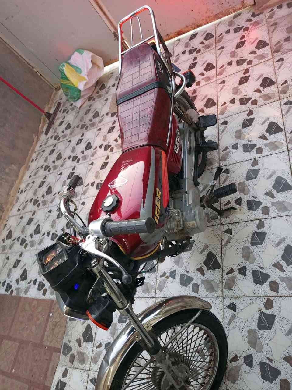 يالله سلام عليكم تايكر 2021 آوراق دراجه حلوه وتخبل وسعر بلاش دراجه كهربائيات شغاله حلوه وناعمه  اوراقها كامله 5 آوراق دراجه تخبل وشراي يتصل وخادم***********‬‏ مكاني حله ابو غرق
