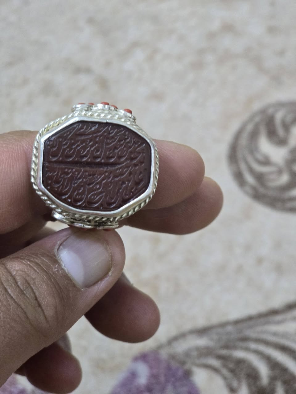 سلام عليكم يماني اصلي صياغة ثقيله جدا الرد على الخاص مكان مدينة الصدر توصيل ماعندي


**إذا كنت صاحب هذا الإعلان وتريد حذفه لأي سبب، رجاءا أرسل رسالة إلى الدعم الفني**