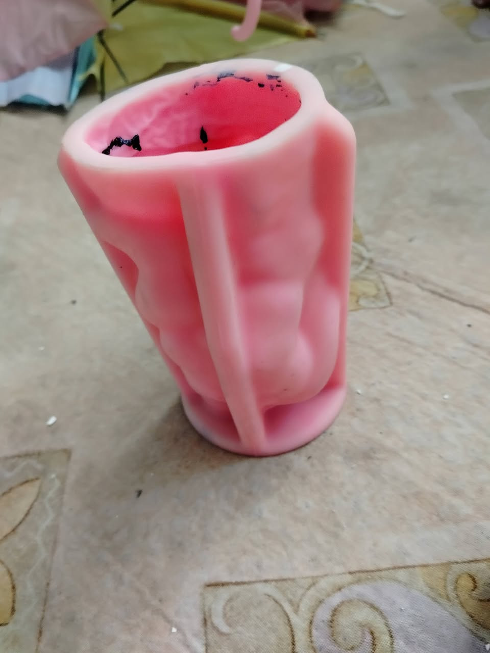 قوالب سلكون استعال مره واحده للبيع مكاني بغداد الشعب ***********
