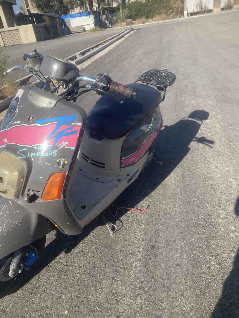 السلام عليكم بوليسي لبيع أو مراوس مكينه 55 ناعمه تخبل شلعه ومعدل بيه نقص دشلي مال سلف وسبرنك مال أستان فقط داخل كريمي السعر 475 وبيه مجال مكان بغداد حي العامل ***********
