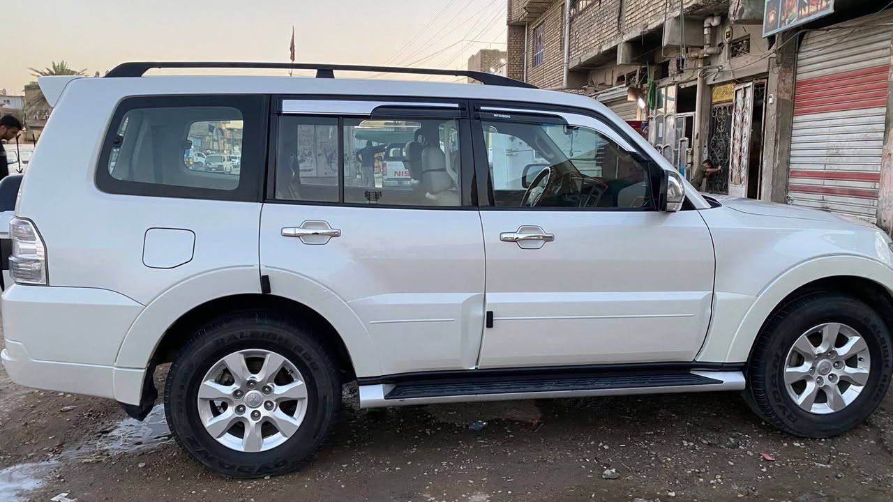 سلام عليكم باجيرو حبتور فول واحد عله واحد موديل 15 جديده بمعنه الكلمه مكلف بل نشر بغداد هاذ رقم صاحبه ***********

