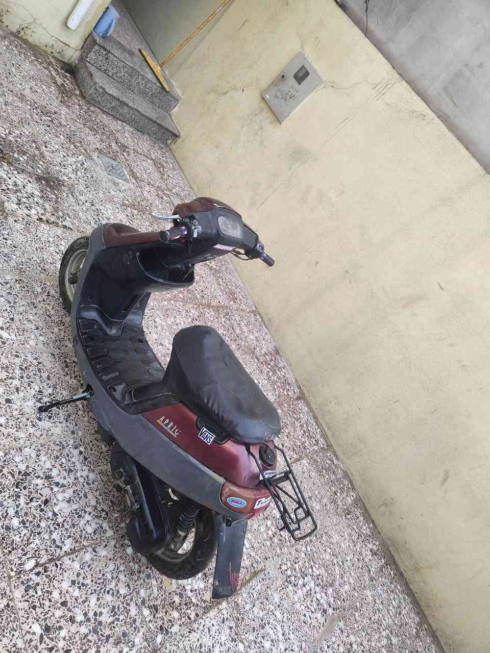 السلام عليكم 
ماطور بوتين للبيع دبل سكريته درع اصلي محرك شرط 
 شاصي شرط ويرمينه شغاله كلها سلف شغال بس باتري يعوزه تحريكه ومعدل يكمز من جواك الماطور جاهز ربع ماتصرف عليه السعر275 وبي مجال مكاني حي صدام الاستفسار 

***********
***********
