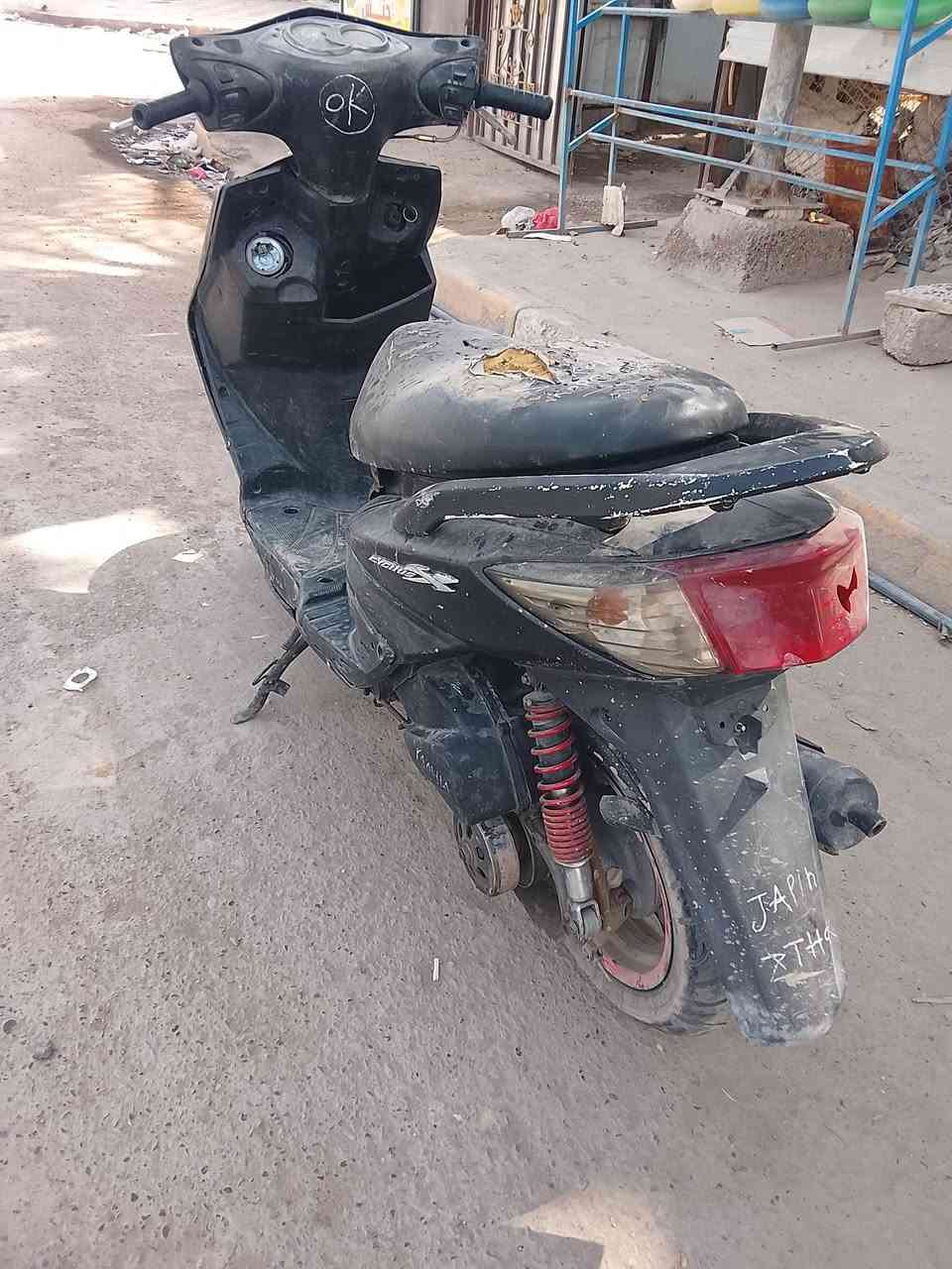 سكنس فحل بيها كابريتر تعبانه اني ابيع كوم حديد تجي تحمل وتروح لا دكلي شبيها مابيها السعر 200قفل العنوان الغزاليه ***********
