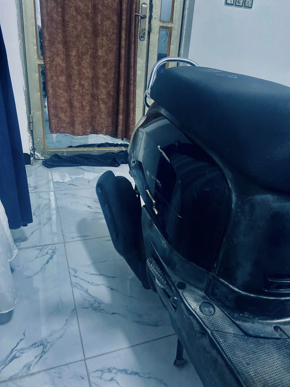 ماكس بوليس للبيع نوزل حديث كفاله
 عامه ختم واحد وياا المكينه دراجه مامفتوحه كله بلادد دراجه تخبل نضيفه جديده جديده  سعر ٦٥٠ وبيه مجال مكاني حله بكرلي رقمي واتساب الي يريد يراسلني ***********
