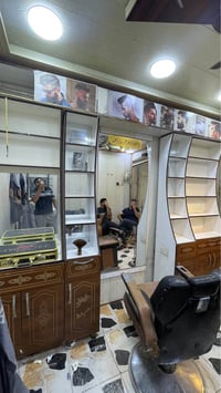 ديكور حلاقة • صالون حلاقة • اثاث حلاقة • تجهيزات صالون • ديكور للبيع •...