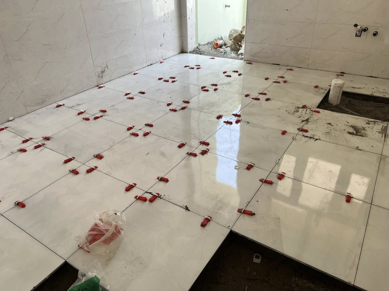 بسم الله الرحمن الرحيم
خلفه سيراميك 🏩مستعدون لعمل كافه السيراميك👍بورسلين اب120 ×60
👷‍♂️ جداري وارضي  حسب طلب ابو البيت ماده اسمنت👇شغل درجه اوله شغل ع اليزر وكبان  قطع السيراميك في القاطعه   🔨 وتدالل 🌹الشغل داخل البصرة📞رقم***********    متوفر واتساب 👉 الله يرزق الجميع يارب بحق محمد والي محمد 🤲
