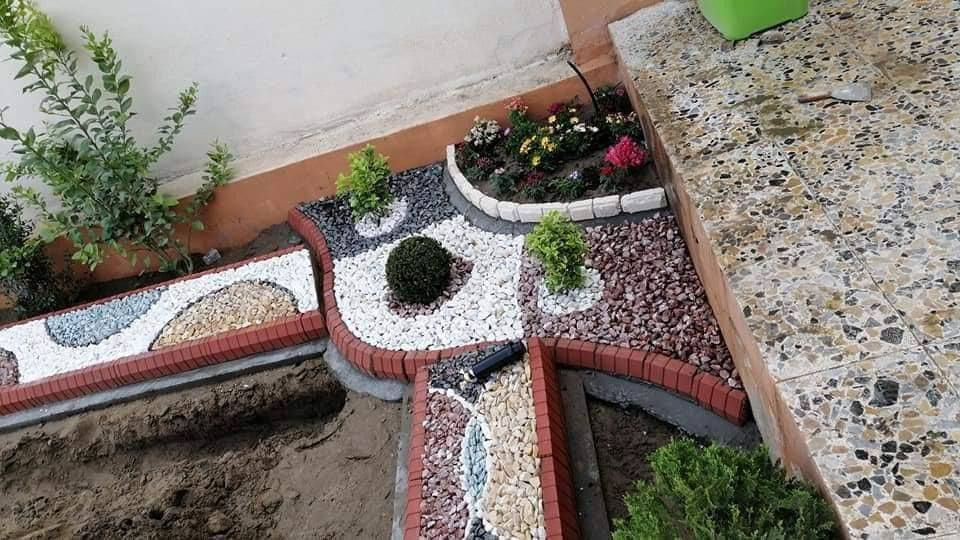 السلام عليكم.. كادر عمل لزراعة الحدائق وعمل الديكورات وبيع الثيل وتأسيس المرشات. كرستة +عمل
للاستفسار مراسلتنا او الاتصال على الارقام التالية
***********
***********
