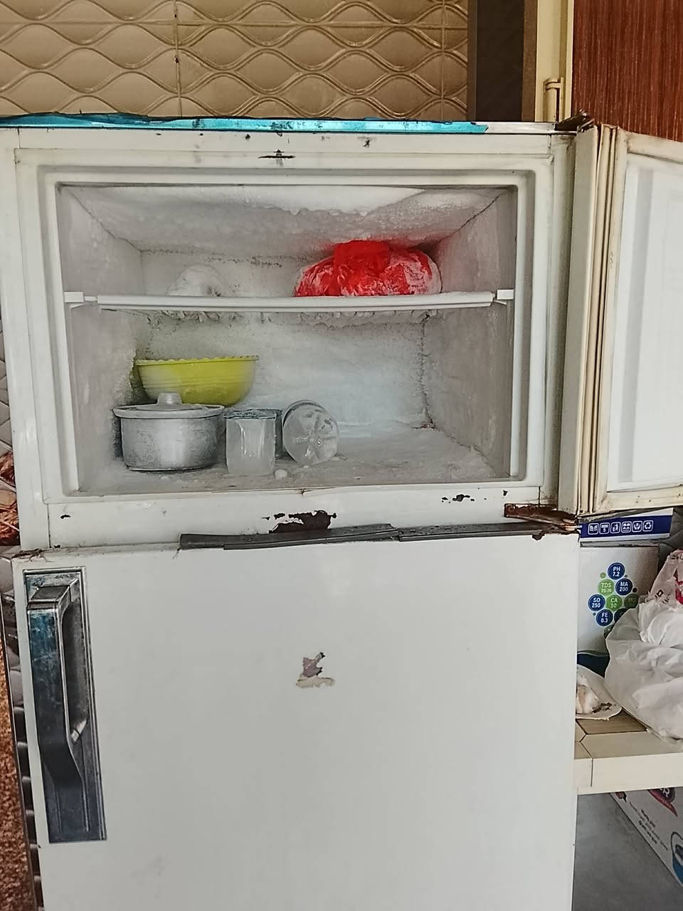 ث
ثلاجه للبيع عله الفحص السعر200بيه مجال


**إذا كنت صاحب هذا الإعلان وتريد حذفه لأي سبب، رجاءا أرسل رسالة إلى الدعم الفني**