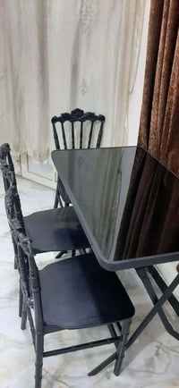 ميز طعام • ٤ كراسي • ميسان العمارة