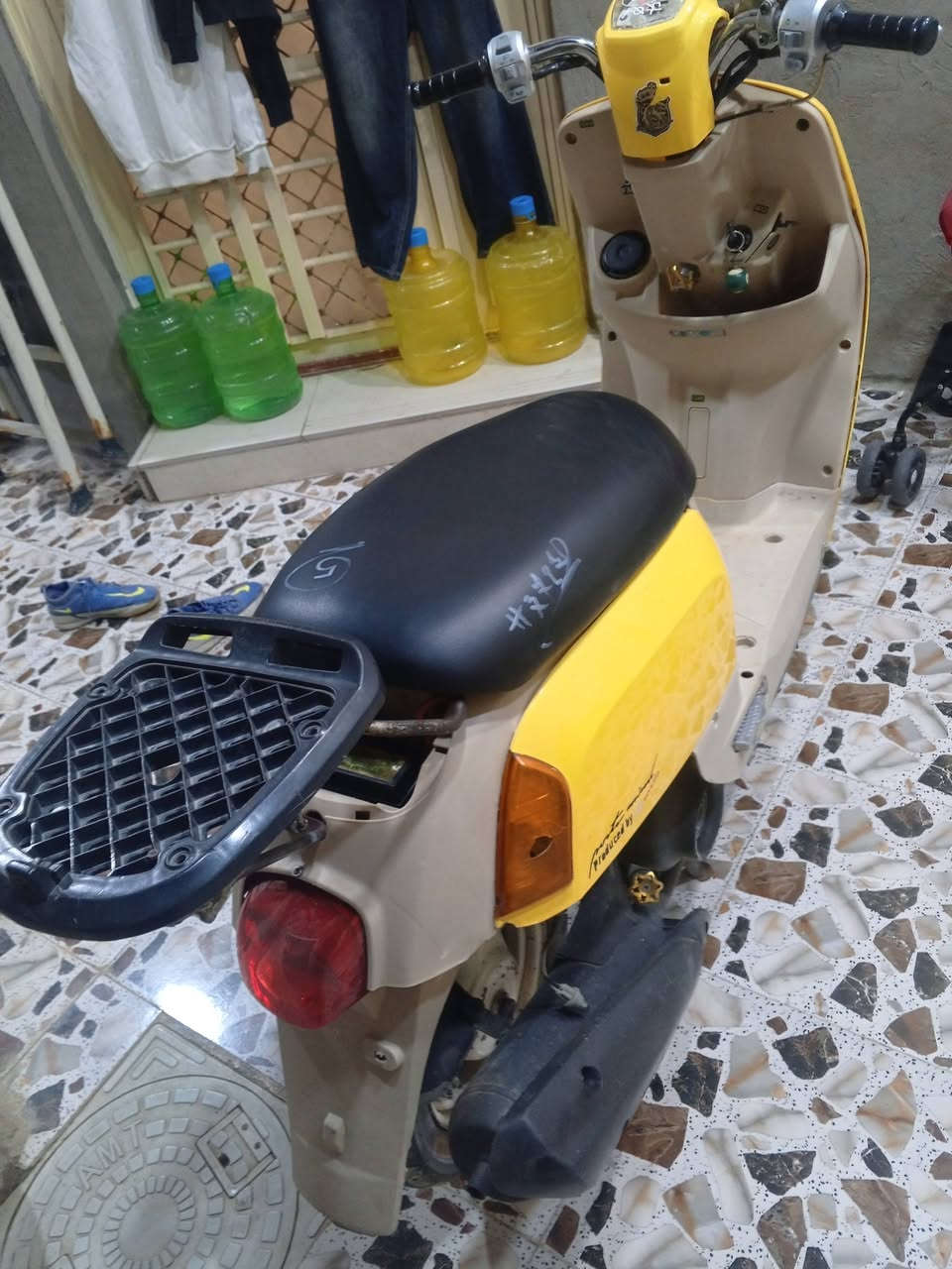 سلام عليكم دراجة بوليس كابريتر دراجة جديدة وجاهزة السعر 550وبيهة مجال مكان الزعفرانية شارعين سيد هاشم رقم الهاتف ***********
