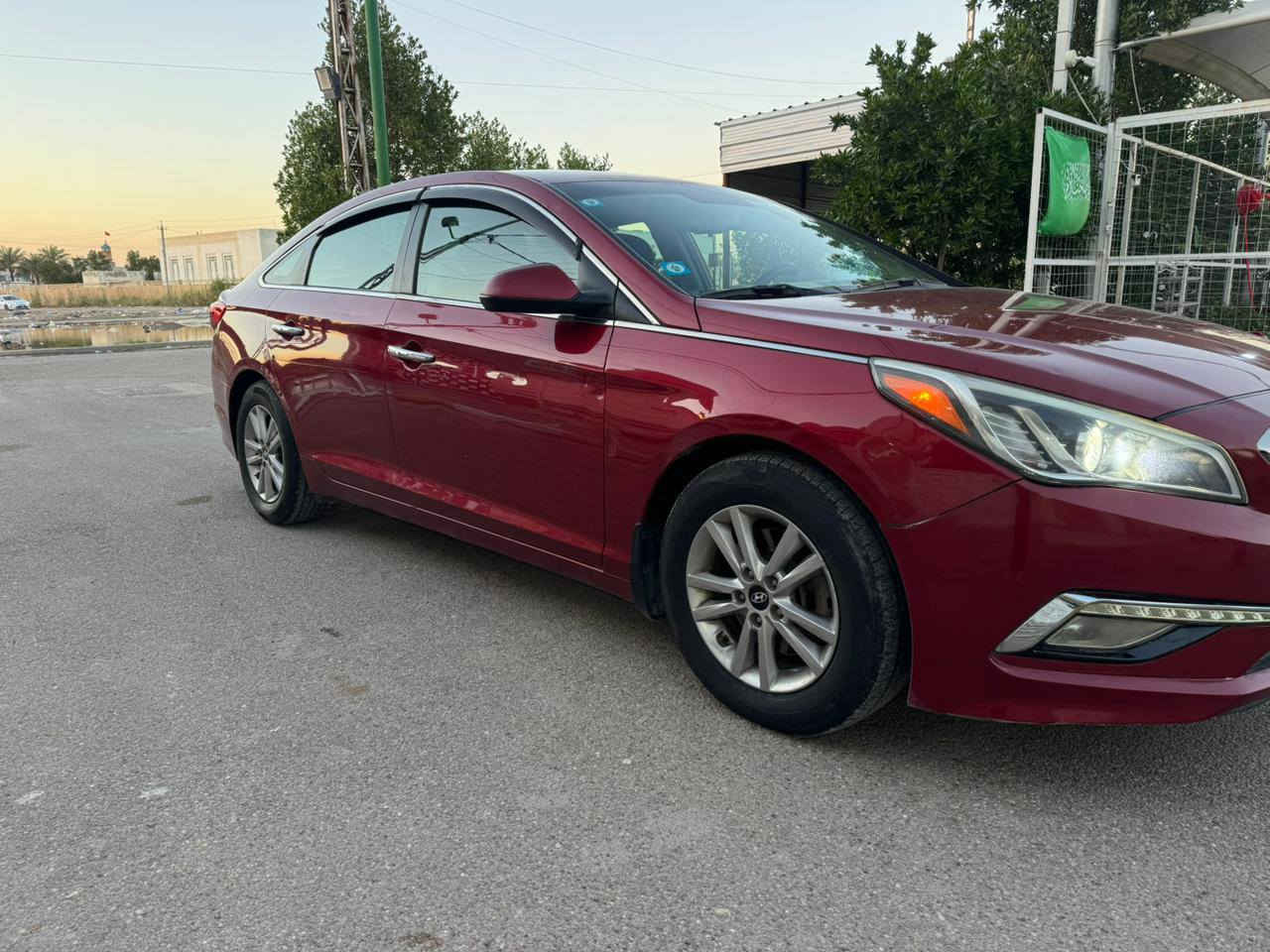 سوناتا موديل 2016
وارد امريكي 2400 GD 
مكينه كير كله جديد 
رافعين كازكيت علمود دوانز يعني بانزين كله عادي بدون دوانز ابد 
مكينه شرط اي تنقيص ماكو خير من الله سياره نظيفه مال بيت 
وارد امريكي حادثها فقط دعاميه وموجود صوره معه المنشور 
يعني بدون صبغ مواصفات عاديه 
السعر 116 وبيها مجال للشراي 
العنوان بغداد الكرخ 
رقم الهاتف
***********
